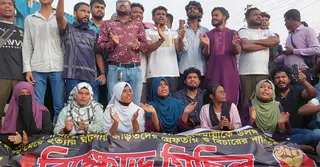 ব্যবসায়ী সোহাগ হত্যা: গাজীপুরে মহাসড়ক অবরোধ করে এনসিপির বিক্ষোভ